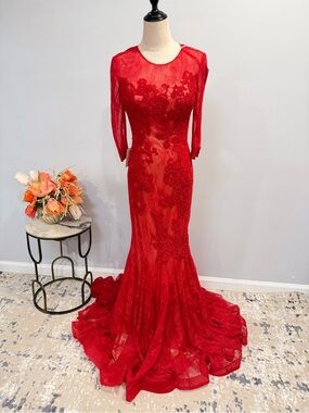 Glow Dress Brand - Women’s Red Embellished Lace Half Sleeve Mermaid Evening Gown
